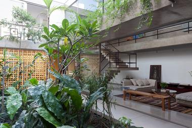 Gallery of Jardins House / CR2 Arquitetura  - 1