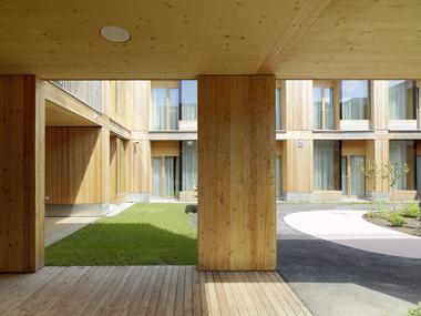 Residencia Hogar de Cuidados Andritz  / Dietger Wissounig Architekten