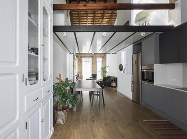 Gallery of  Loft Renovation in 'El Cabañal'  / AMBAU TALLER D’ARQUITECTES  - 7