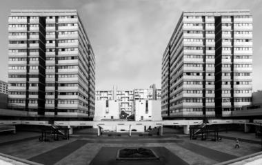 Clásicos de Arquitectura: Residencial San Felipe / Enrique Ciriani, Mario Bernuy, Jacques Crousse, Oswaldo Núñez, Luis Vásquez, Nikita Smirnoff