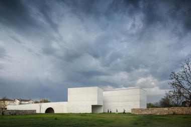 Museu de Arte Contemporânea Nadir Afonso / Álvaro Siza Vieira