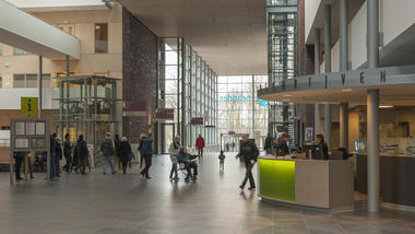 Gallery of Meander Medical Center / atelierpro  - 19
