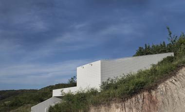 Casa IA  / alarciaferrer arquitectos