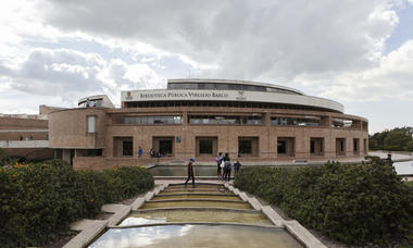 Clásicos de Arquitectura: Biblioteca Virgilio Barco / Rogelio Salmona