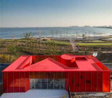 El Instante Rojo / Wutopia Lab