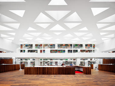 Gallery of Educational Center Erasmus University Medical Center / KAAN Architecten  - 1