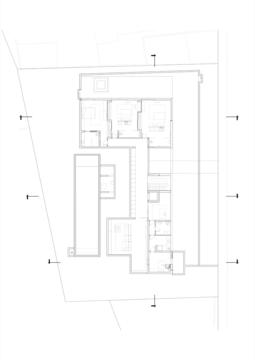 Gallery of J House / Pitsou Kedem Architects  - 38