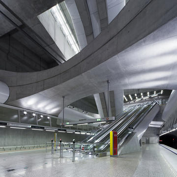 Budapest Underground Line M4 - Kálvin tér Station / PALATIUM Studio