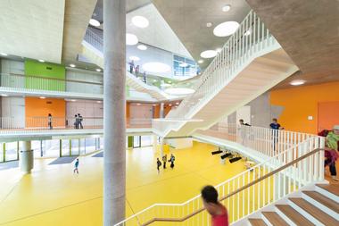 Galería de Escuela Secundaria The New Ergolding / Behnisch Architekten + Behnisch Architekten & Architekturbüro Leinhäupl + Neuber  - 1
