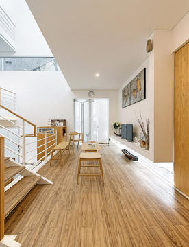 Gallery of Splow House / Delution Architect  - 20