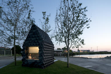 3D打印的都市小屋 / DUS Architects