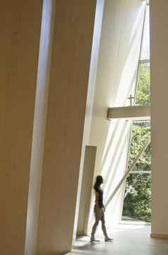 Bellevue First Congregational Church / atelierjones