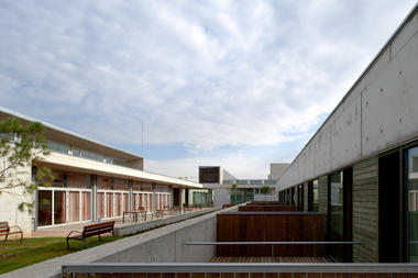 Gallery of Elderly Healthcare Building / Brullet Pineda Arquitectes  - 1