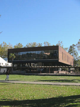 Bio Bio University Library / Rubén Muñoz