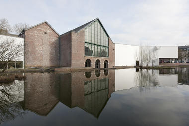 Museo Memorial Mons / Atelier d'architecture Pierre Hebbelinck - Pierre de Wit