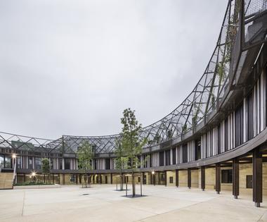 Les Trois Mondes School Group / Joly&Loiret