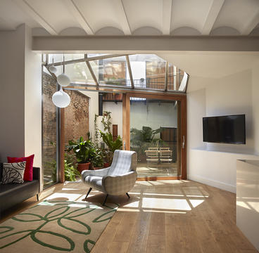 Casa Flora / Carmel Gradolí & Arturo Sanz  Architects