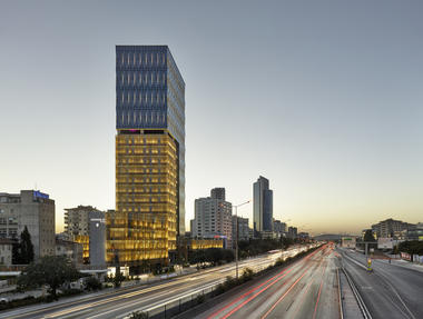 Plaza Mermerler / Ergün Architecture