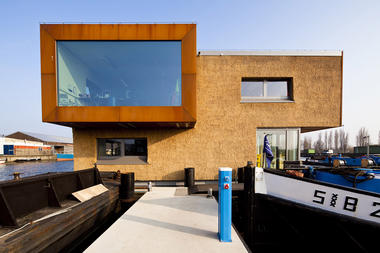 Gallery of Floating Office for Waternet  / Attika Architekten  - 1