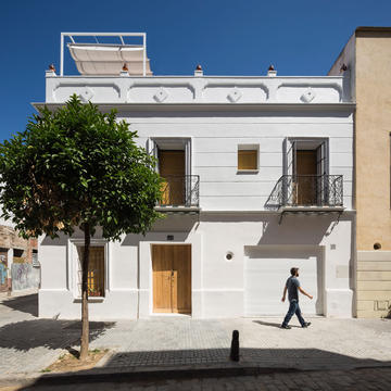 Rehabilitación de vivienda Unifamiliar en Calle Conde de Torrejón  / Pablo Baruc