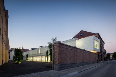 Centro de Design / Matador Architects