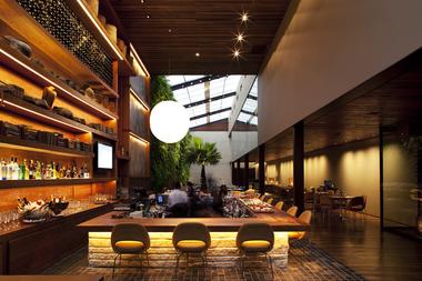 KAA餐厅 / Studio Arthur Casas