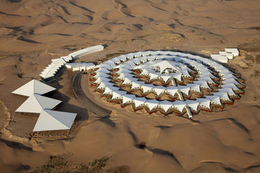 Xiangshawan Desert Lotus Hotel / PLaT Architects