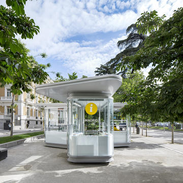 Gallery of Madrid Tourist Information Pavilions / José Manuel Sanz Arquitectos + Irene Brea  - 18