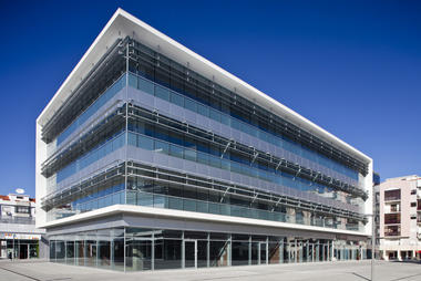Pragal Civic Center and Almada Business Hotel