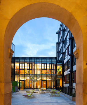 Paul Sivadon Institute - Day Care Psychiatric Institution / ATELIER 2+1