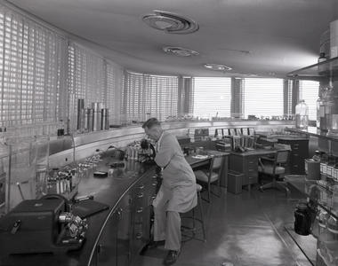 Gallery of AD Classics: SC Johnson Wax Research Tower / Frank Lloyd Wright  - 33