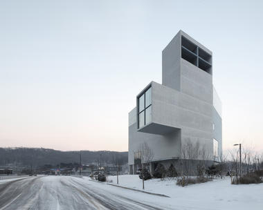 RW Concrete Church / NAMELESS Architecture 