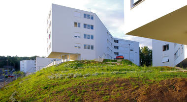 Affordable Housing at the Edge of the City / Zoka Zola Architecture + Urban Design