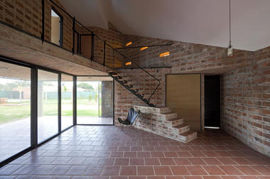 Gallery of 16 Details of Impressive Brickwork  - 37