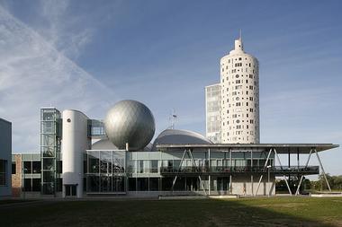 Science Centre AHHAA / Künnapu & Padrik Architects