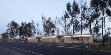 Módulos Carreteros / Rozana Montiel Estudio de Arquitectura + TOA Taller de Operaciones Ambientales