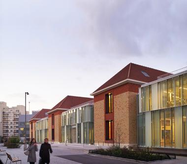 Hospital Complex Broussais  / a+ samueldelmas