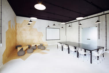 Apartment/Conference Kredytowa / Maciej Kurkowski + Maciej Sutula