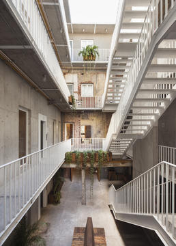 CH-REURBANO / Cadaval & Solà-Morales