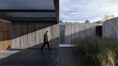 House in Palihue  / Bernardo Rosello