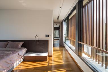 Gallery of Secret Garden House  / Wallflower Architecture + Design  - 21