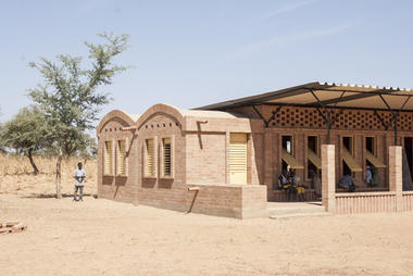 Gallery of Gangouroubouro Primary School / LEVS architecten  - 10