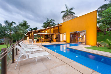 Galeria de Casa de Campo em Macacos / Ana Cristina Faria + Maria Flávia Melo  - 18