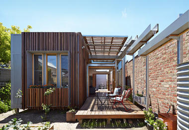 Gallery of Convertible Courtyards House / Christopher Megowan Design   - 1