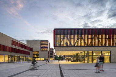 Ruhr West University of Applied Sciences / HPP Architects + ASTOC