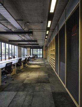 Gallery of Multicarpet Rollux Showroom  / +arquitectos  - 9