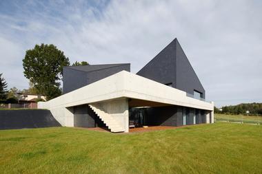 Casa en Krostoszowice / RS+