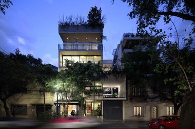 Amsterdam Building / Jorge Hernández de la Garza