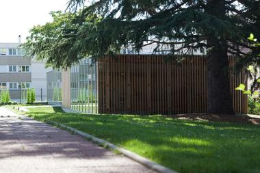 Little Emergency Music School in Palaiseau / ARCHICLUB