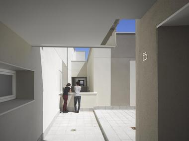 Gallery of Barajas Social Housing Blocks / EMBT  - 5